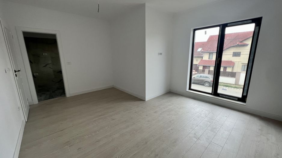 DUPLEX SPATIOS - Poză 15