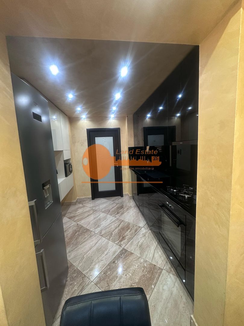 3 camere Dristor  ( 750 m metrou-Lux ) - Poză 11