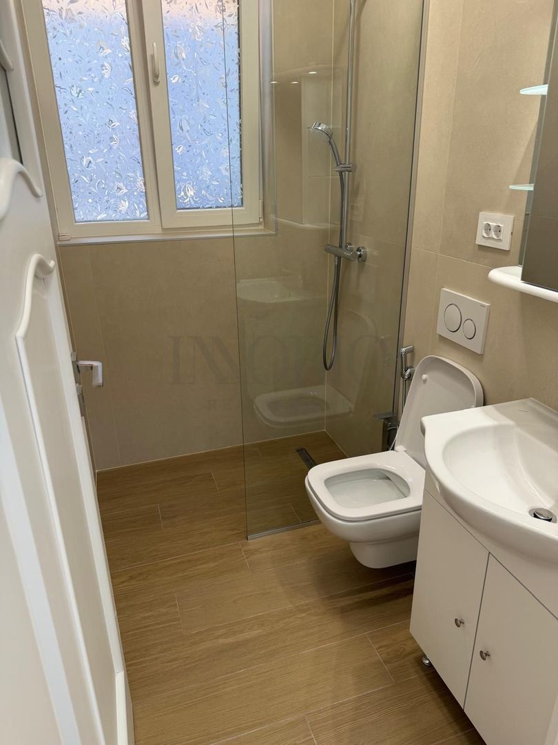 Casa/Vila 5 camere | Prima închiriere | 120 mp2 | Piața Victoriei - Poză 16