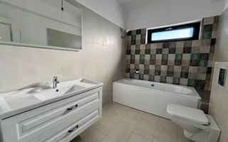 Casa individuala 5 camere, teren 704 mp - 163 mp utili, cel mai mare din zona - Poză 25