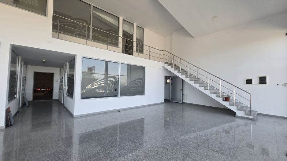 Hală de vânzare – spațiu depozitare, atelier și birouri – 2178 mp teren - Poză 8
