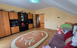 De Vânzare Casă Păuleștiului 9 ari teren - Poză 14