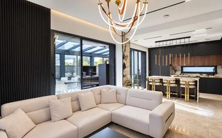 Casă spectaculoasă în Constanța | Design, tehnologie și confort - Poză 6