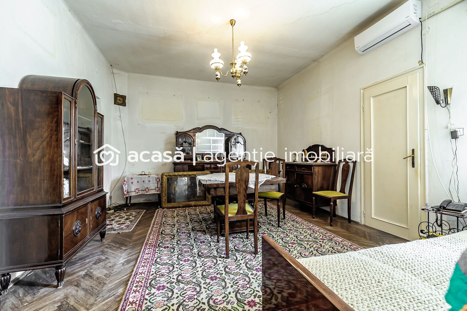 Casă cu 4 camere Augustin Doinaș - Poză 1