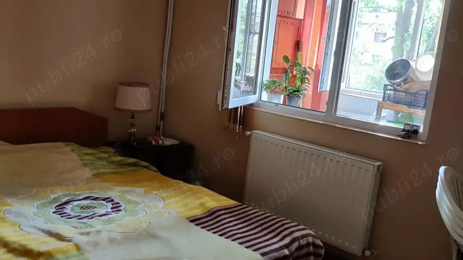 Vând apartament Focșani zona sud - Poză 5