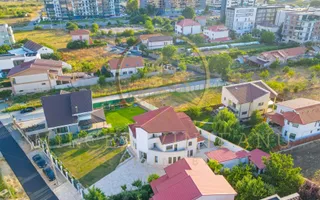 Palazu Mare/Elvila - Vila cocheta  P+1E+M cu teren 970 mp,mobilata si utilata - Poză 31