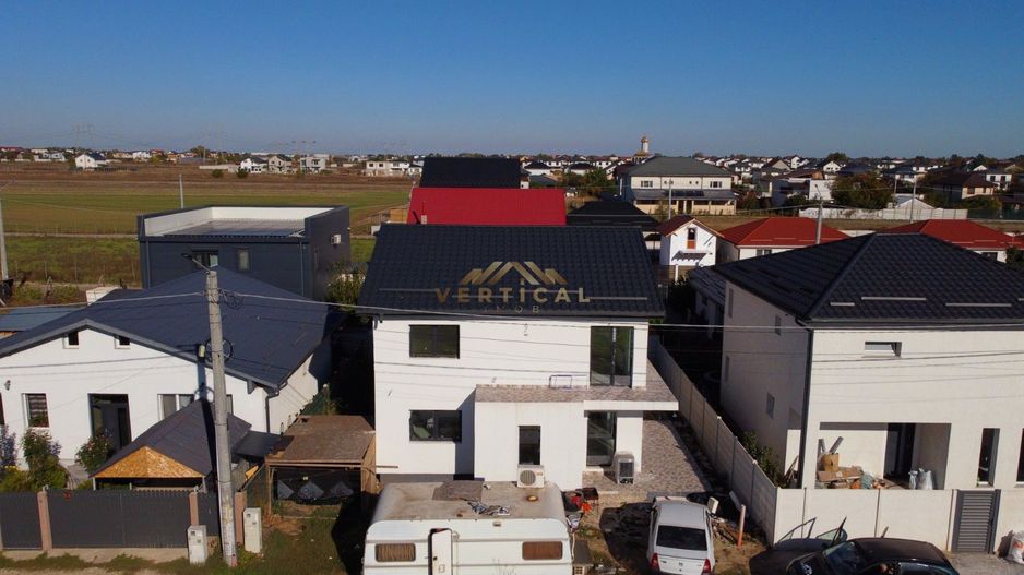 Vila 5 camere in comuna Berceni - Poză 2