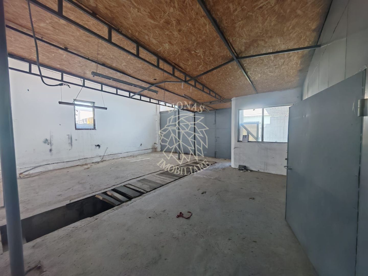 Spatiu 110 mp-ideal comert, prelucrare, depozit-Zona Calea Moldovei - Poză 4