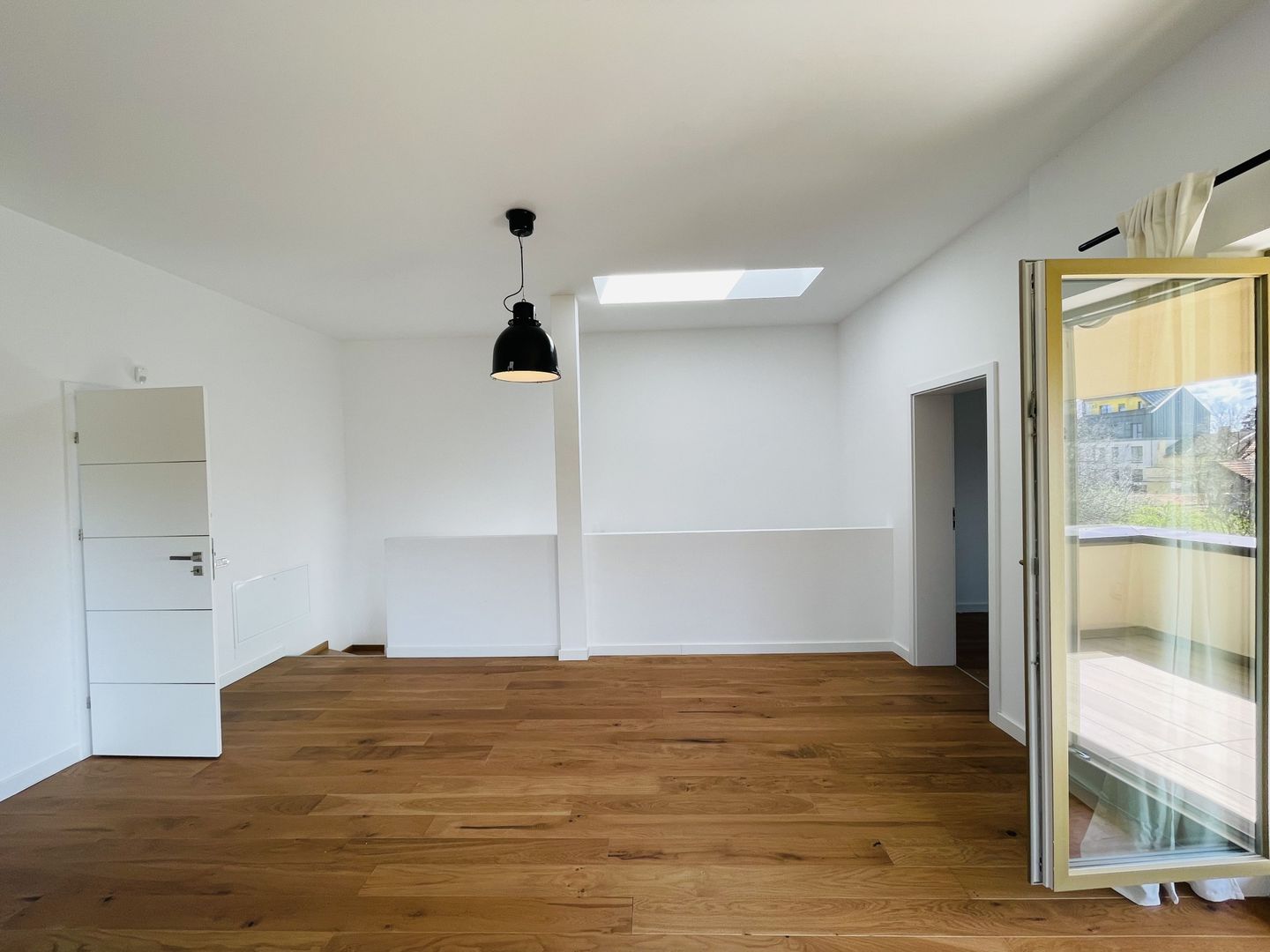 INCHIRIATA - Prima inchiriere, Segmentul Lux | Central | Panouri solare - Poză 17