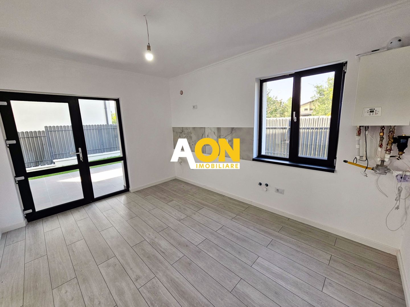 1/2 Duplex finisat la cheie, 4 camere, 231 mp teren, Cetate - Poză 7