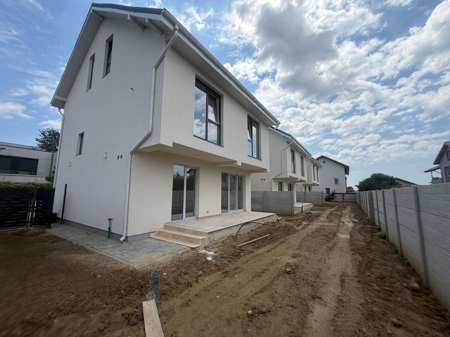 CASA INDIVIDUALA- 4 CAMERE, TOATE UTILITATILE, TEREN 240 MP, COMIS 0% - Poză 5