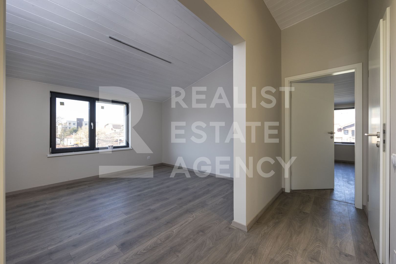 Vânzare, casă, 8 camere, zona 1 Mai, București - Poză 20