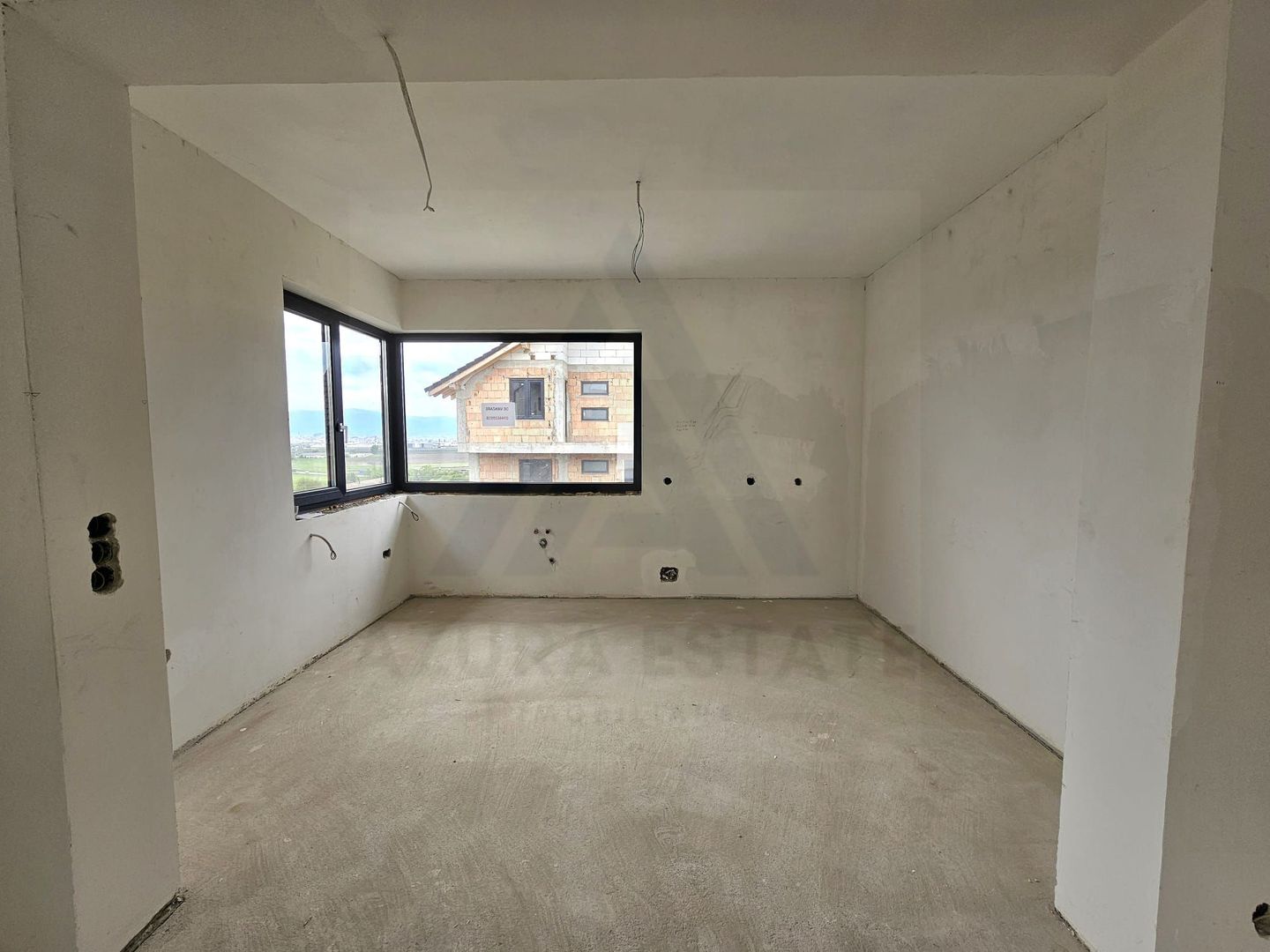 Casa individuala pe un singur nivel 123 mp teren 390 mp in Sura Mare - Poză 5