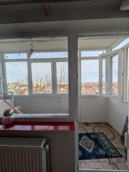 Calitate și spațiu: elegant, 90 mp, 1989, centrală proprie, parcare, priveliște - Poză 13