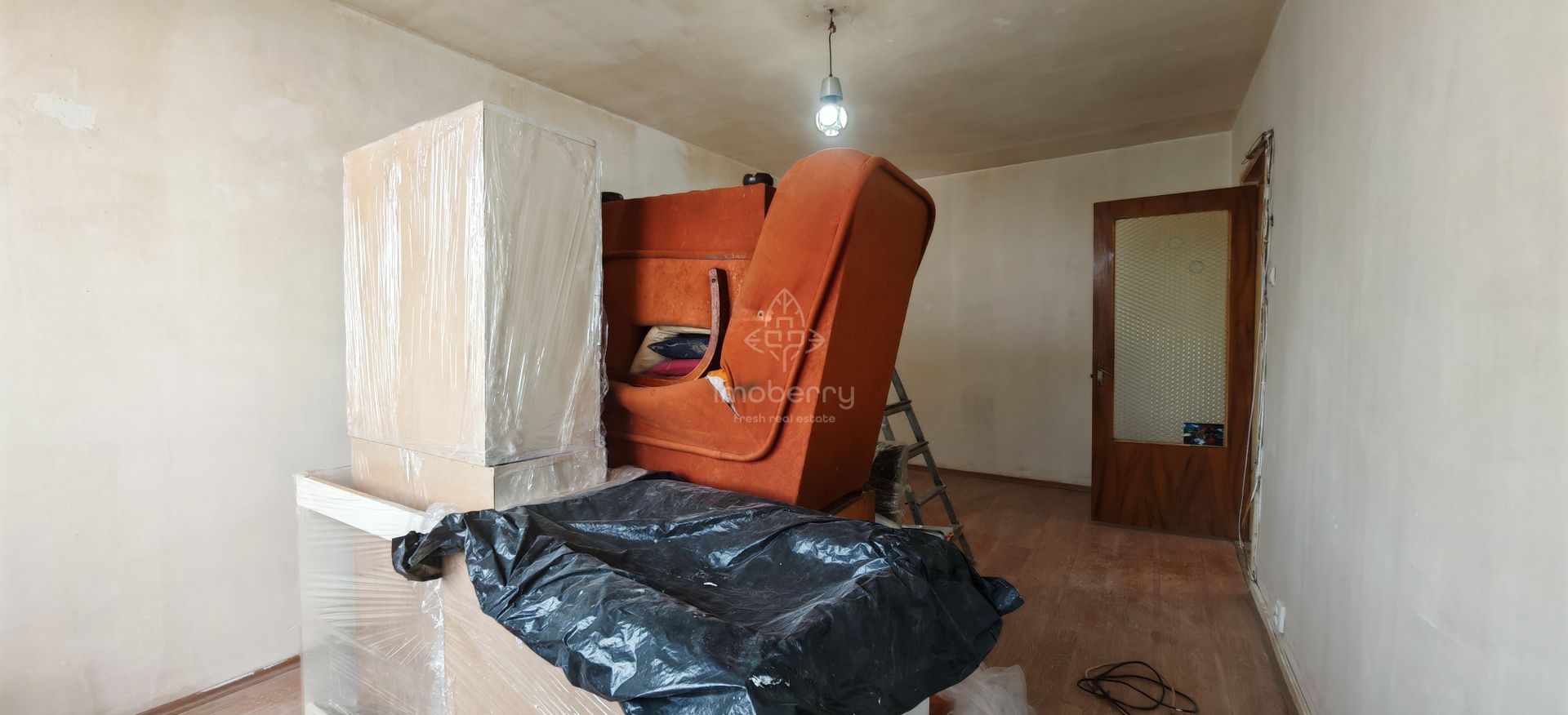 Vanzare apartament doua camere, de renovat, zona Crangasi - Str Ceahlau - Poză 1