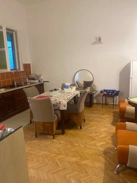 Apartament decomandat zona SINAIA - Poză 4