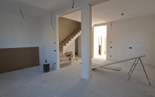 Duplex cu pozitie centrala in Dumbravita - Poză 3