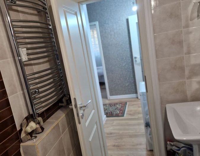 De vanzare apartament 3 camere Drumul Taberei - Poză 11
