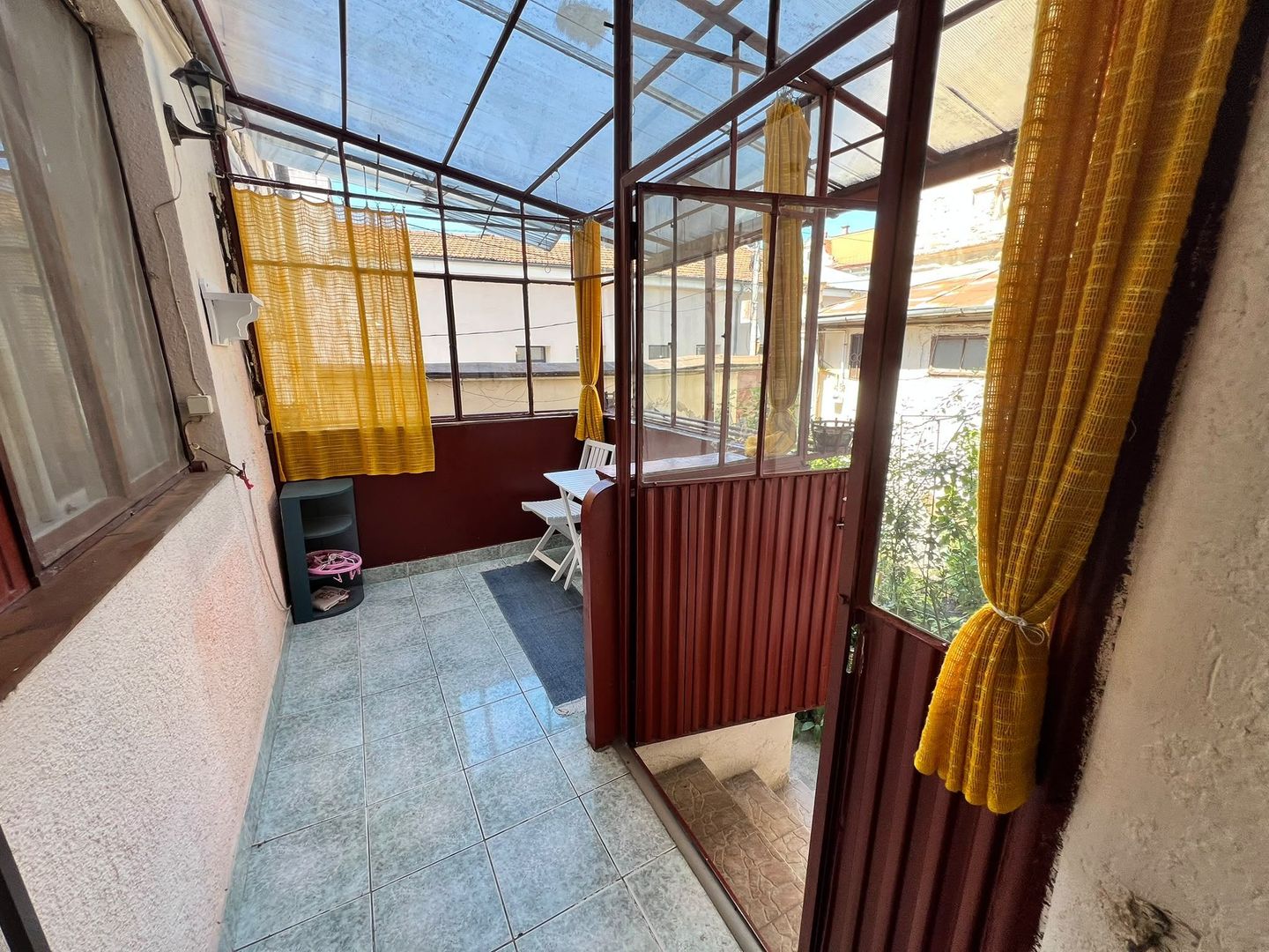 Apartament spatios cu 3 camere | 83 mp + veranda + curte | Ultracentral - Poză 18