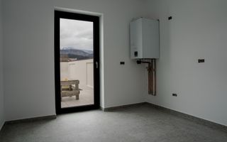 Casa de vanzare - Poză 11