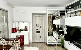 Garsonieră spațioasă + boxă / La Strada / Bartolomeu Nord - Poză 4