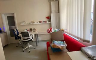 Spatiu De Birouri | 68 Mp | 2 Camere | Parcare | Zona Piata Cipariu - Poză 3