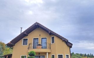 Casa  cu  vedere Panoramică în Făget, Peisaj de Vis și Confort Complet! - Poză 2