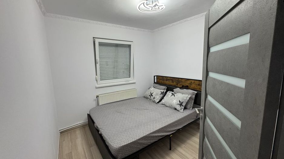 BRASADAS vinde ap 2 cam RENOVAT etaj 4/4 Humulești. - Poză 4