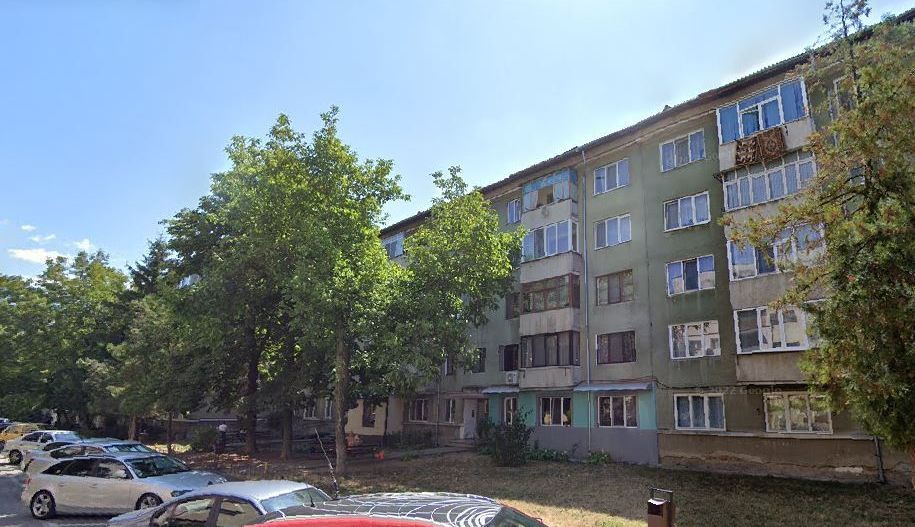 Apartament 3 camere Motru - Poză 1