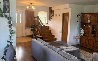 🏡 Casă individuală cu teren de 970 mp – Livezeni, Mureș - Poză 2