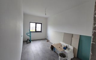 1/2 Duplex pe parter,predare la cheie  , 3 dormitoare, 2 bai, Zona Metro 2, - Poză 5
