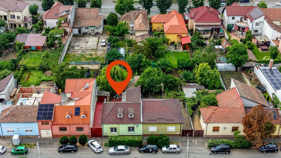 Casa 5 camere - Cartierul Functionarilor - Teren 421 mp - COMISION 0 - Poză 1