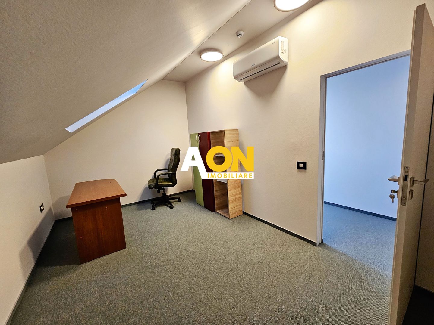 Clădire istorică ultracentrală, PUB + 13 birouri, S+P+M, renovată 2024 - Poză 23