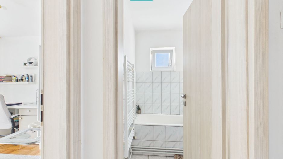 Apartament superb cu 5 camere, in Vlaicu - Poză 15