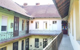 Apartament central, 2 camere, centrala gaz. 390 E/lună. Comision 0 - Poză 9