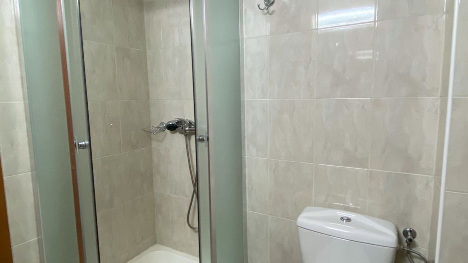 Cladire cu functiuni mixte - Poză 21