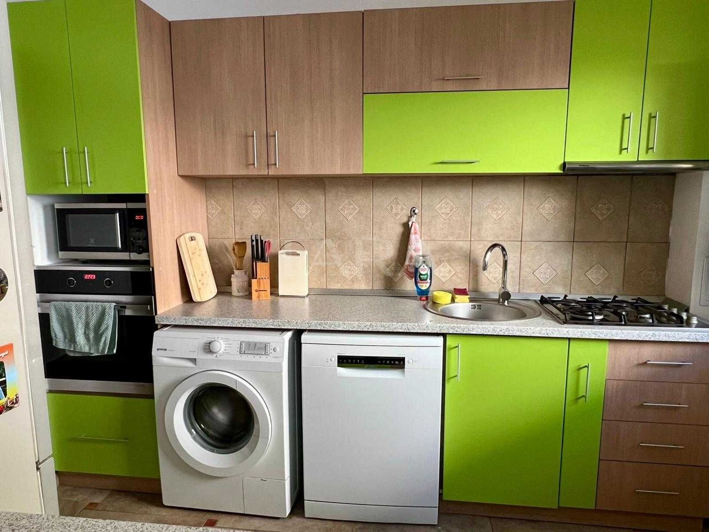 Apartament 2 camere, 56 mp utili, terasă 35 mp, zona Vivo Mall. - Poză 3