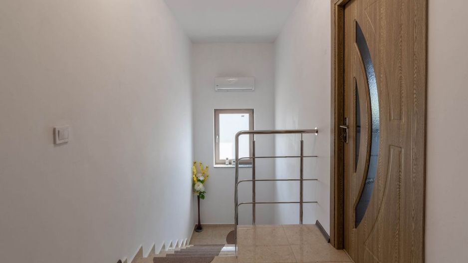 Renunta la Apartament- Descopera Avantajele unei Case Duplex in Mosoaia! - Poză 9