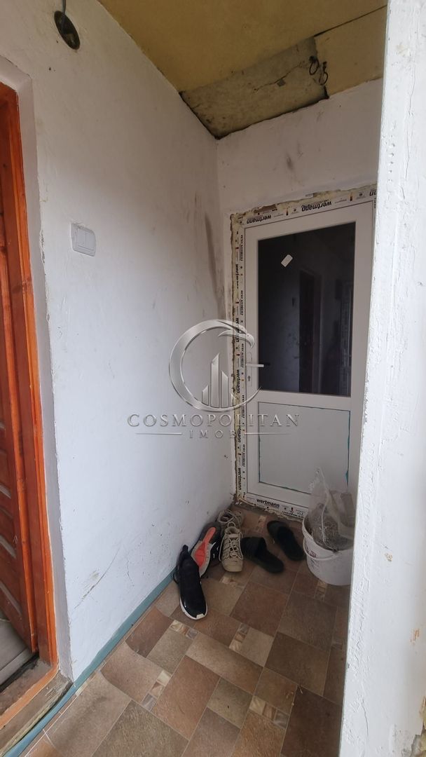 Casa in Suditi Posta Calnau (12km de Buzau) teren 1111mp Pret: 27.000 Euro - Poză 5