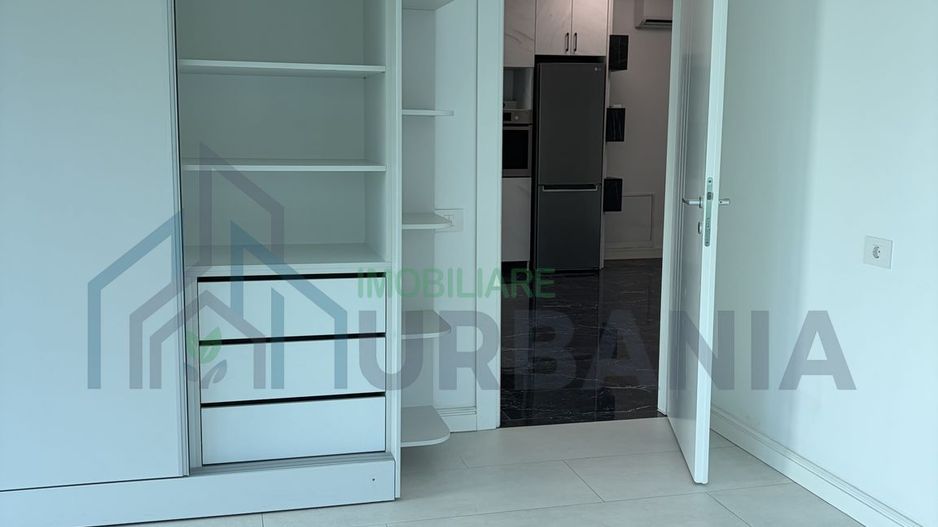 Spațiu comercial / Apartament 3 camere de închiriat, zona Palas Mall, Iași - Poză 2