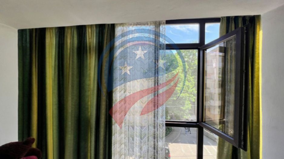Apartament de vânzare - Poză 3