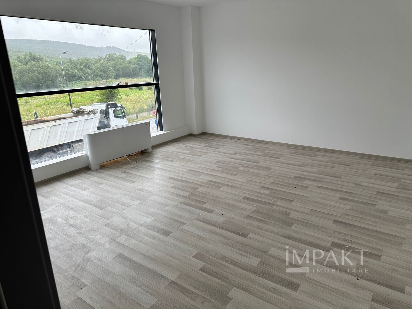 Inchiriere hala/show room/Spatiu comercial Cluj-Baciu - Poză 6