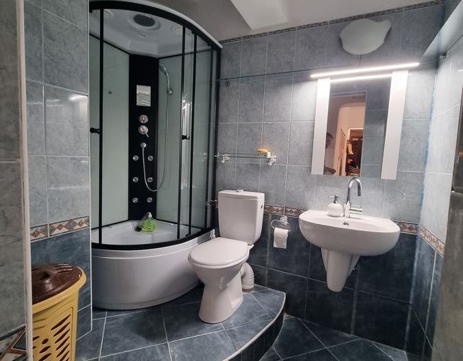 Apartament 70 mp renovat | Rond Kogălniceanu – Cişmigiu | Bloc fără risc | - Poză 5