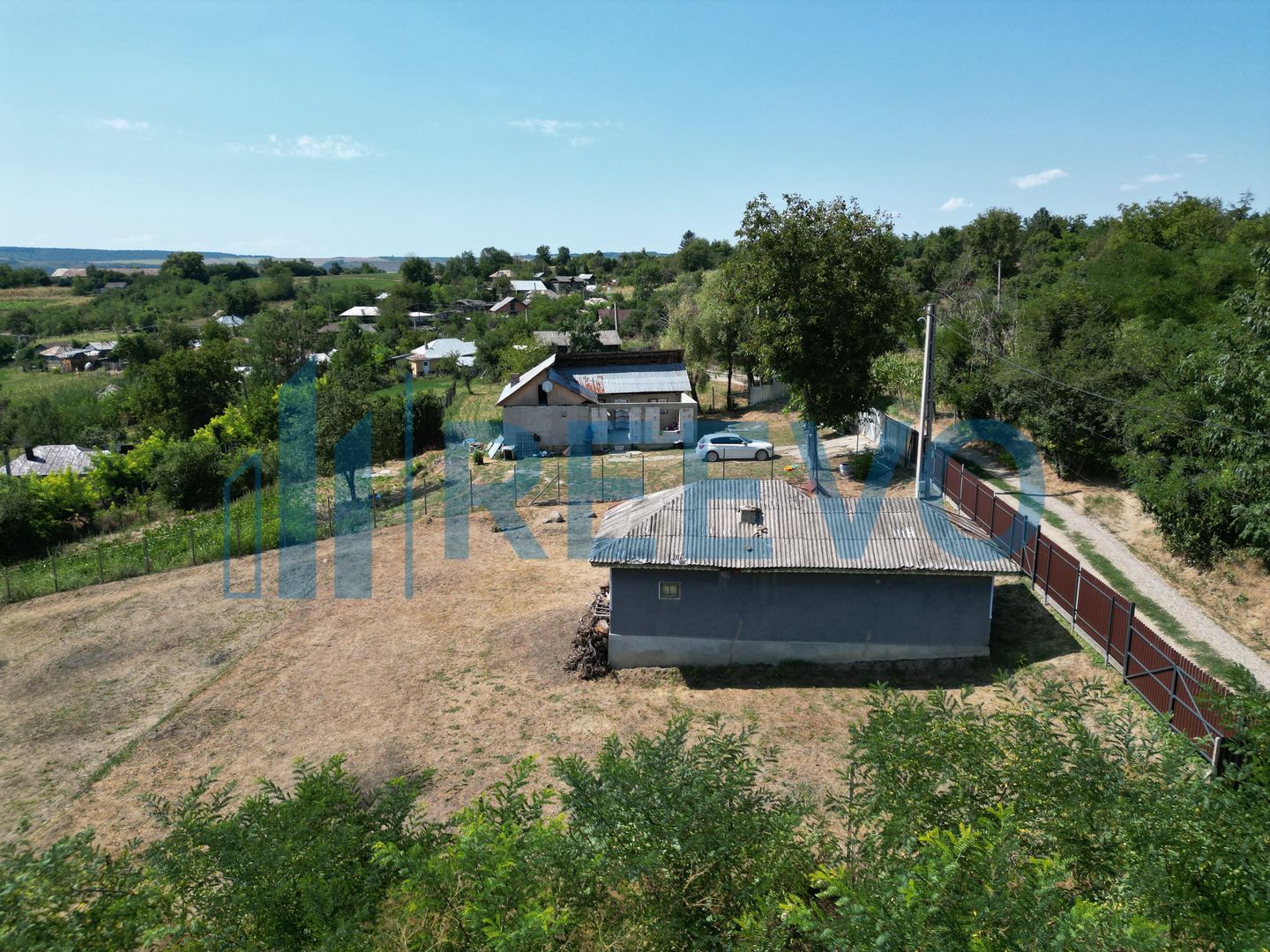 Casă și teren de vânzare în Parincea jud. Bacău. - Poză 8