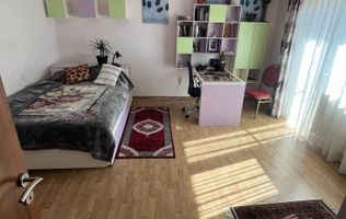 Apartament 3 camere, balcon, parcare, zona Apahida