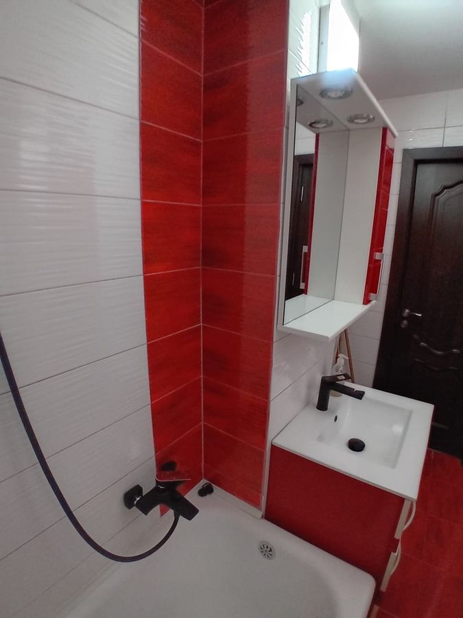 GARSONIERA MODERNA RENOVATA MOBILATA SI UTILATA BLOC 1982 - Poză 9