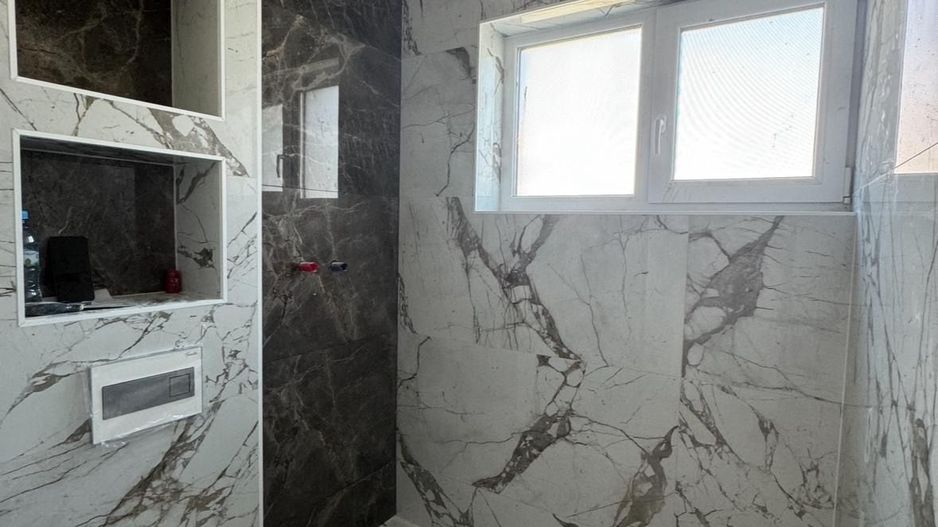 Casa de familie in zona rezidentiala - Poză 8