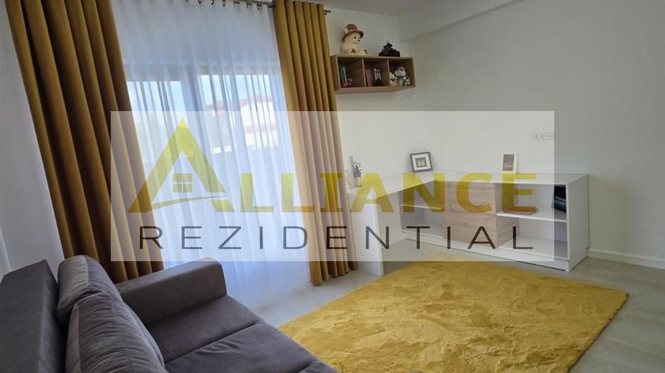 Casa parter- pod- beci- placa de beton- bucatarie inchisa - Poză 4