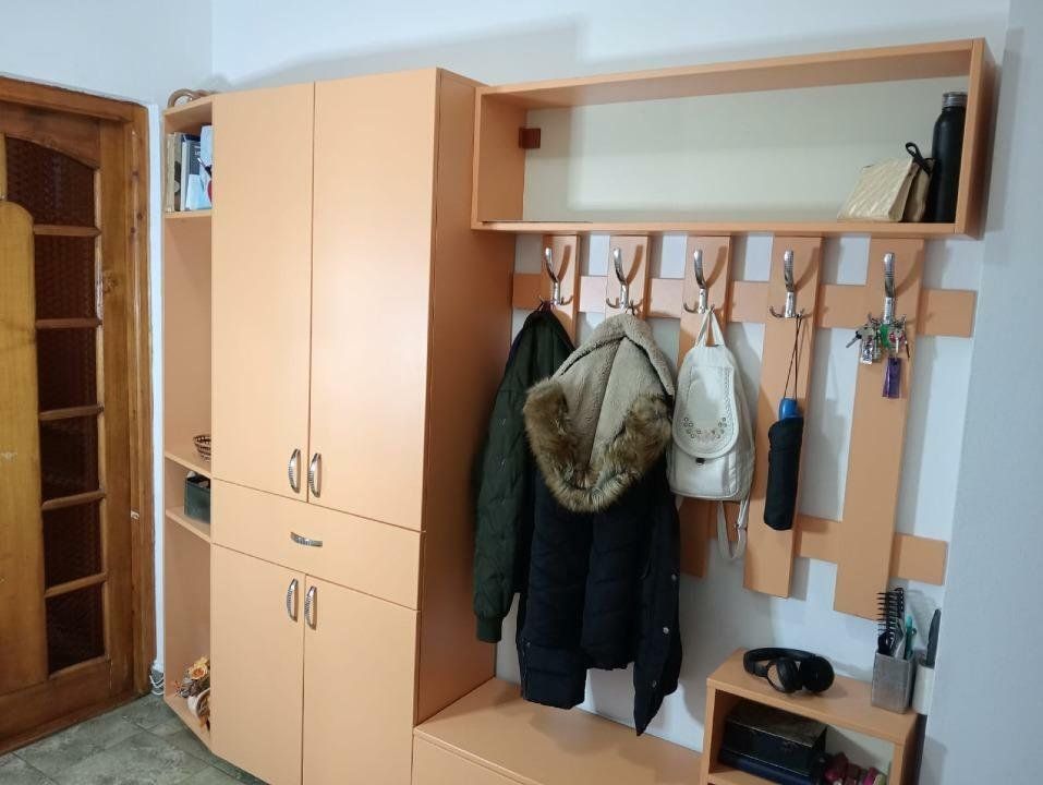 Apartament 3 camere Dacia cu centrala - Poză 3