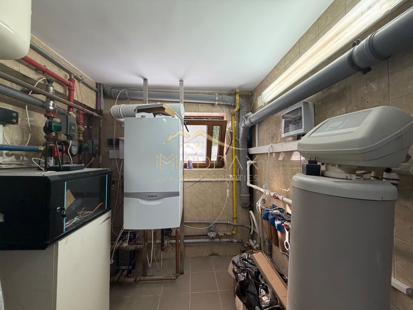 Vila Premium *800mp* // teren *963mp* / garaj cu 6 locuri* // Iancu Nicolae - Poză 93